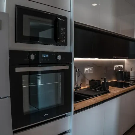 Cosea Living: Seaside Deluxe In Harbour 107b Apartment Paphos