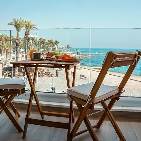 Cosea Living: Seaside Deluxe In Harbour 107b