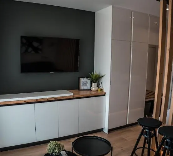 Cosea Living: Seaside Deluxe In Harbour 107b