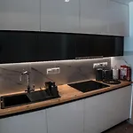Cosea Living: Seaside Deluxe In Harbour 107b Apartment